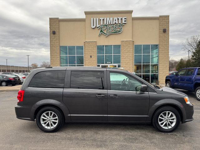 2020 Dodge Grand Caravan SXT FWD photo