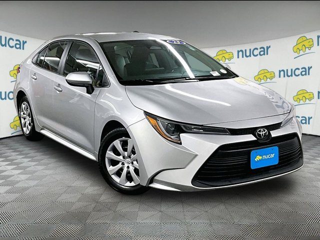 2023 Toyota Corolla LE FWD photo