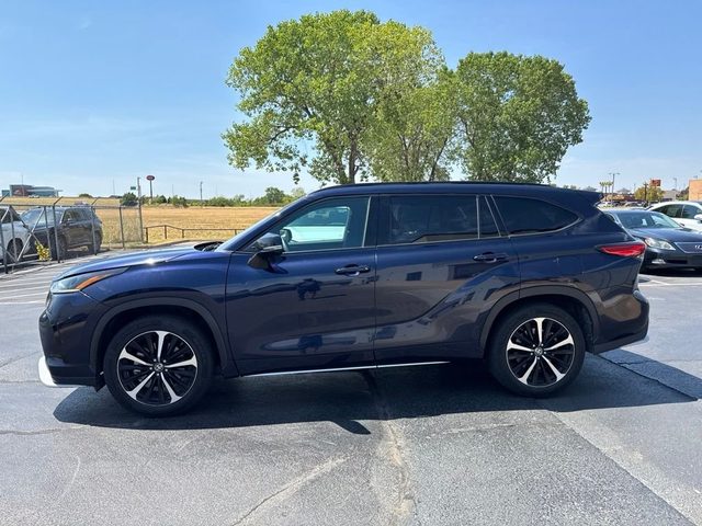 2021 Toyota Highlander XSE FWD photo