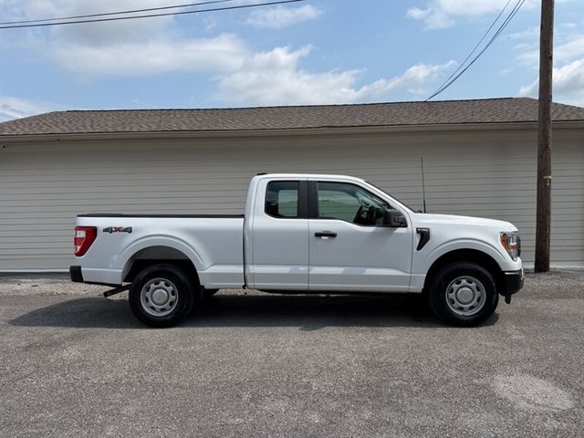 2022 Ford F-150 XL 4WD photo