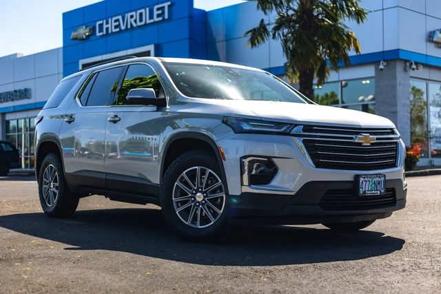 2022 Chevrolet Traverse LT Cloth AWD photo