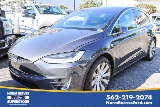 2020 Tesla Model X Long Range AWD photo