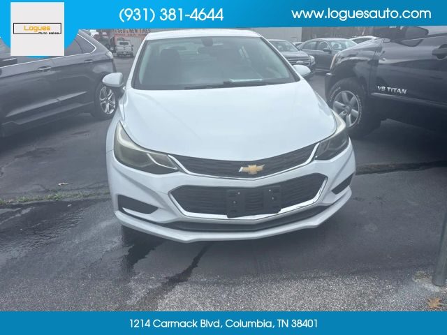 2017 Chevrolet Cruze LT FWD photo