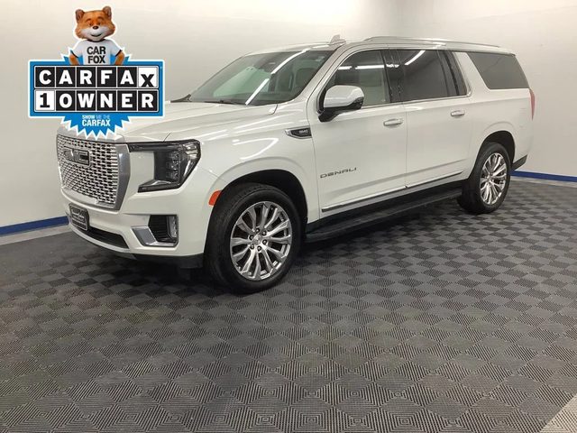 2022 GMC Yukon XL Denali 4WD photo