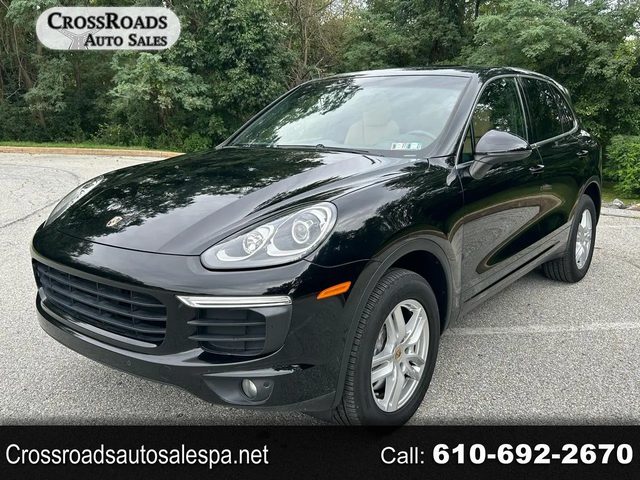 2016 Porsche Cayenne  AWD photo