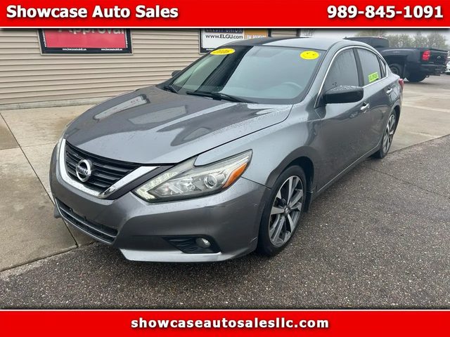 2016 Nissan Altima 2.5 SR FWD photo