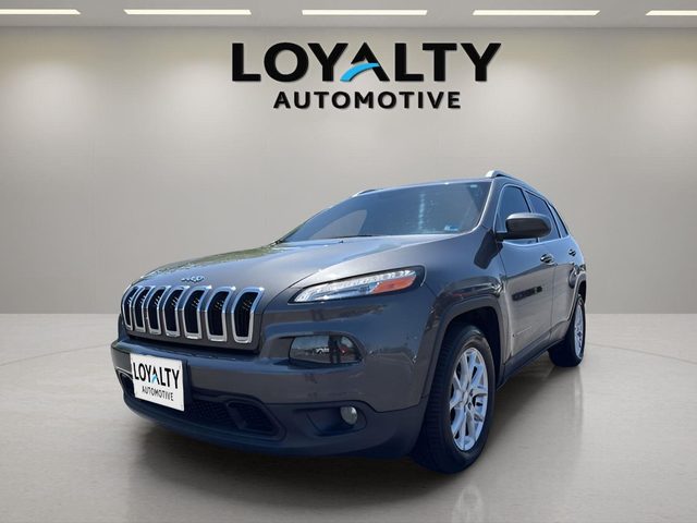 2017 Jeep Cherokee Latitude FWD photo