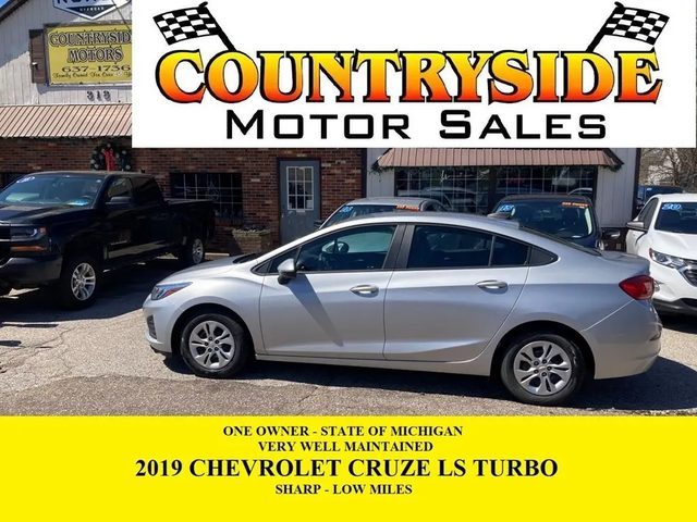 2019 Chevrolet Cruze LS FWD photo