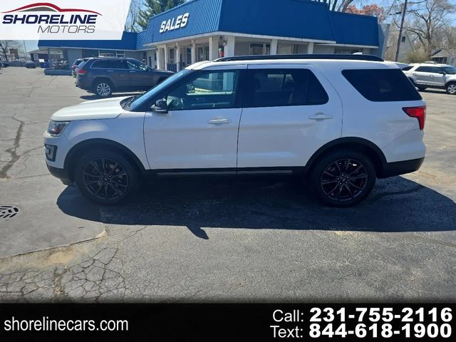 2017 Ford Explorer XLT 4WD photo
