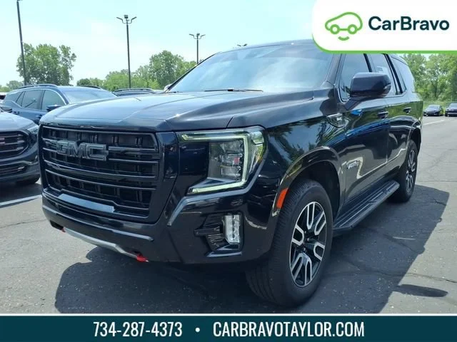 2022 GMC Yukon AT4 4WD photo