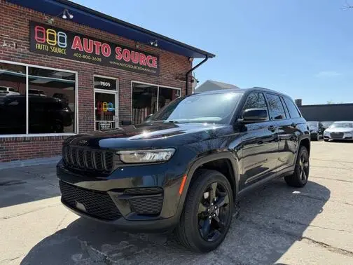 2023 Jeep Grand Cherokee Altitude 4WD photo