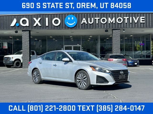 2023 Nissan Altima 2.5 SV FWD photo