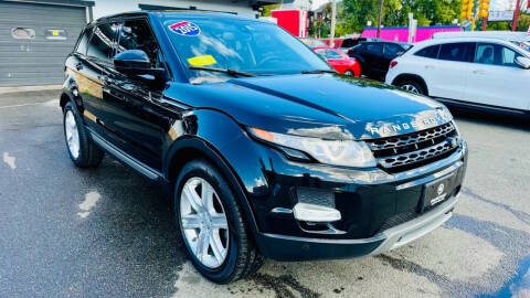 2015 Land Rover Range Rover Evoque Pure Plus 4WD photo