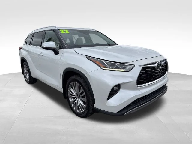 2022 Toyota Highlander Platinum AWD photo