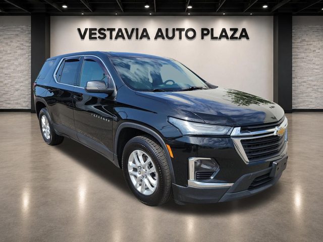 2023 Chevrolet Traverse LS AWD photo