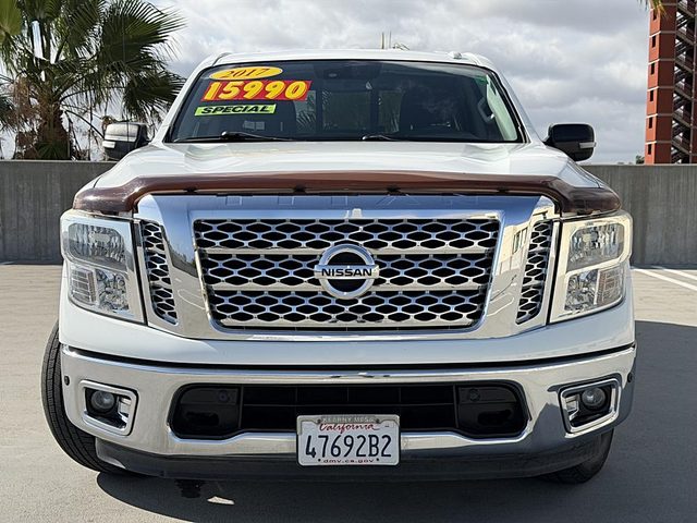2017 Nissan Titan SV RWD photo