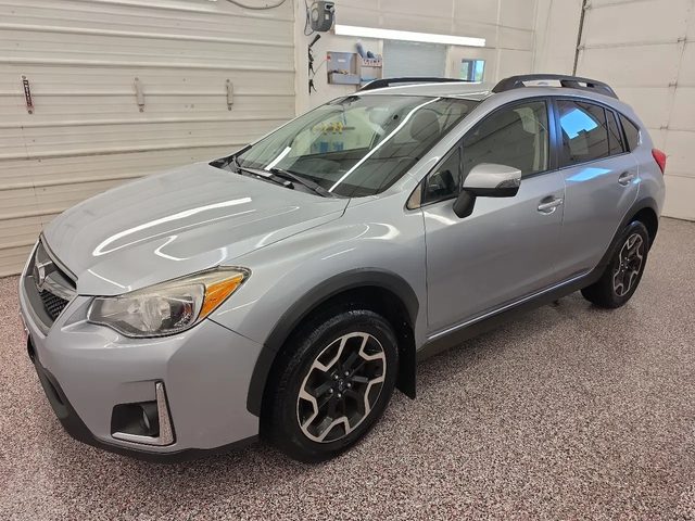 2016 Subaru Crosstrek Limited AWD photo