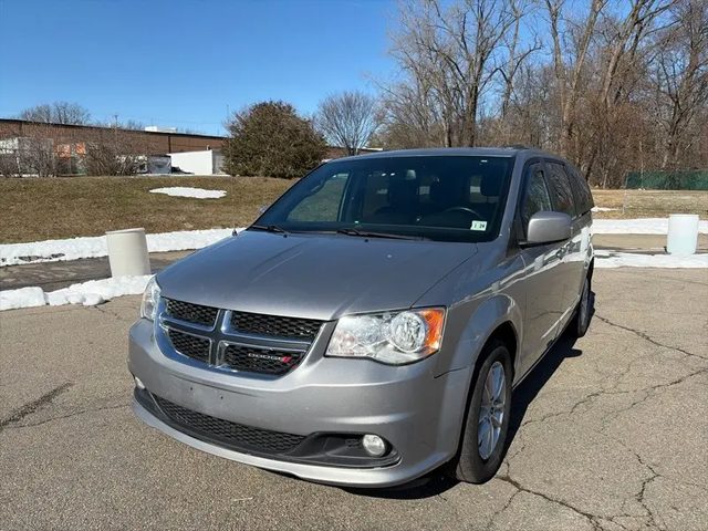 2019 Dodge Grand Caravan SXT FWD photo