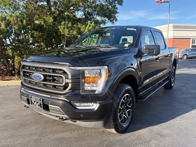 2023 Ford F-150 XLT 4WD photo