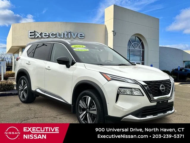 2023 Nissan Rogue Platinum AWD photo
