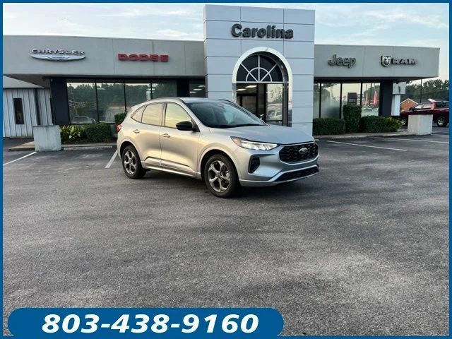 2023 Ford Escape ST-Line FWD photo