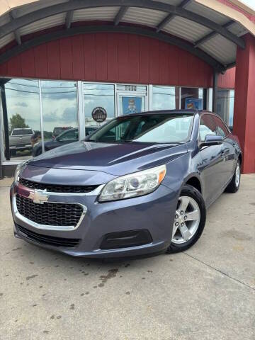 2015 Chevrolet Malibu LT FWD photo