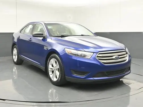 2015 Ford Taurus SE FWD photo