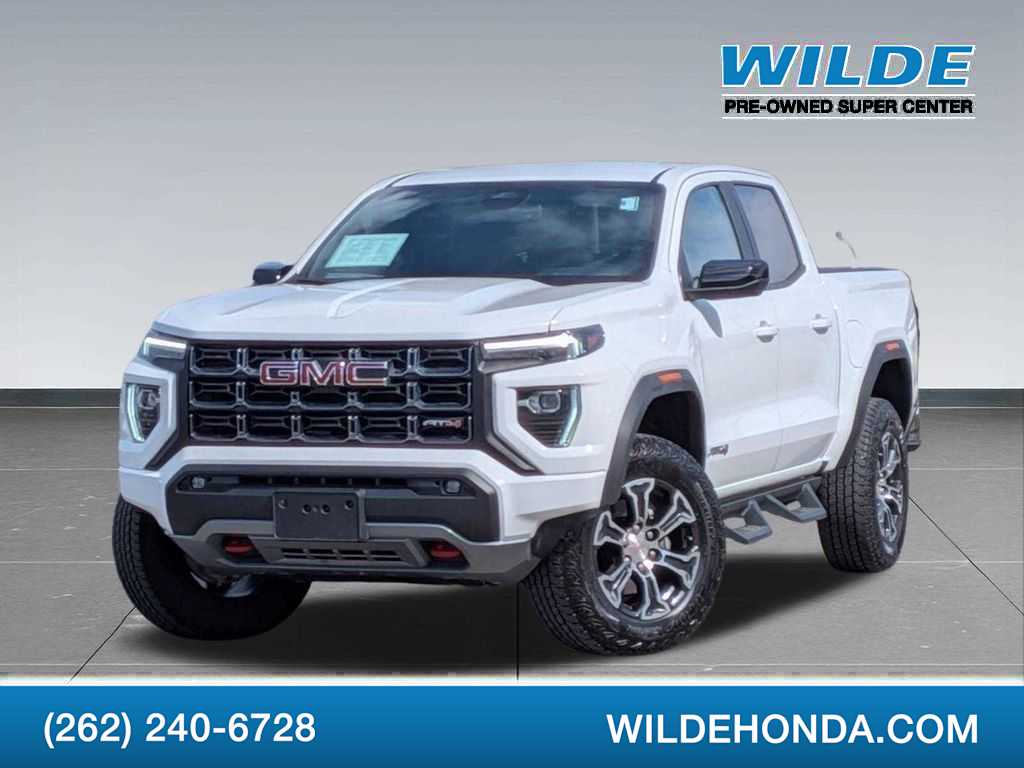 2023 GMC Canyon 4WD AT4 4WD photo