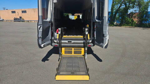 2016 Ford Transit Passenger Wagon XL RWD photo