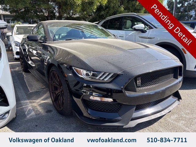 2016 Ford Mustang Shelby GT350 RWD photo