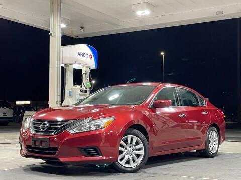 2016 Nissan Altima 2.5 FWD photo