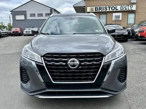 2021 Nissan Kicks SV FWD photo