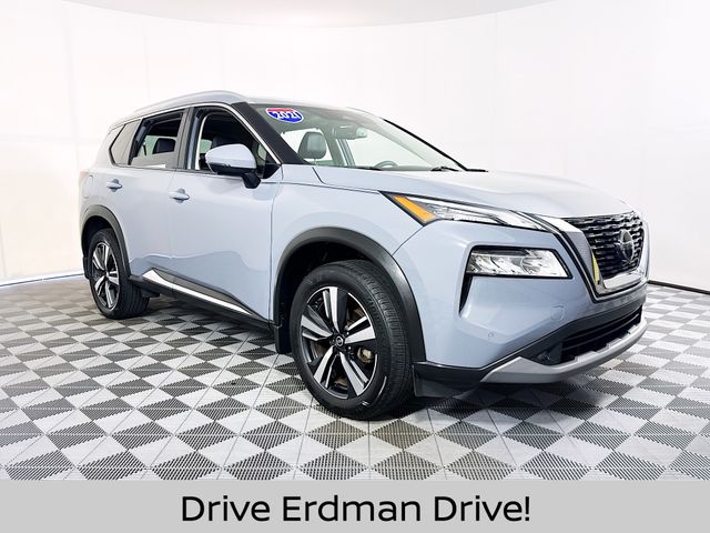 2021 Nissan Rogue SL FWD photo