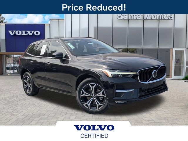 2022 Volvo XC60 Momentum FWD photo