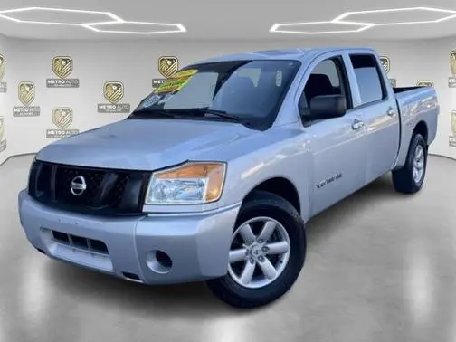 2015 Nissan Titan S RWD photo