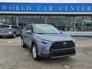 2022 Toyota Corolla Cross LE FWD photo