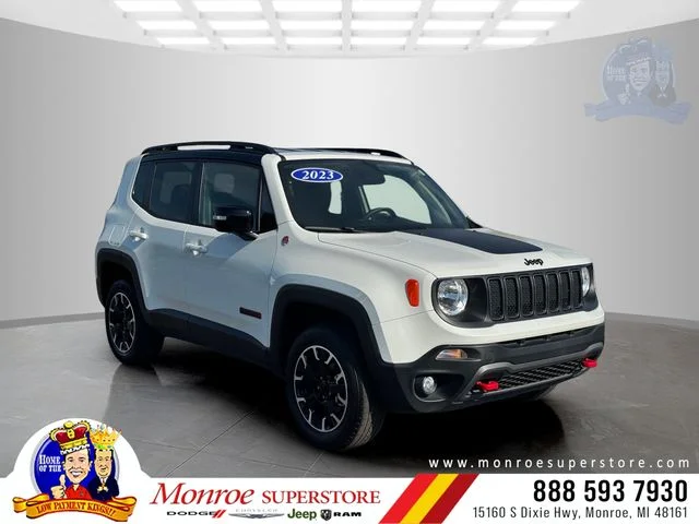 2023 Jeep Renegade Trailhawk 4WD photo