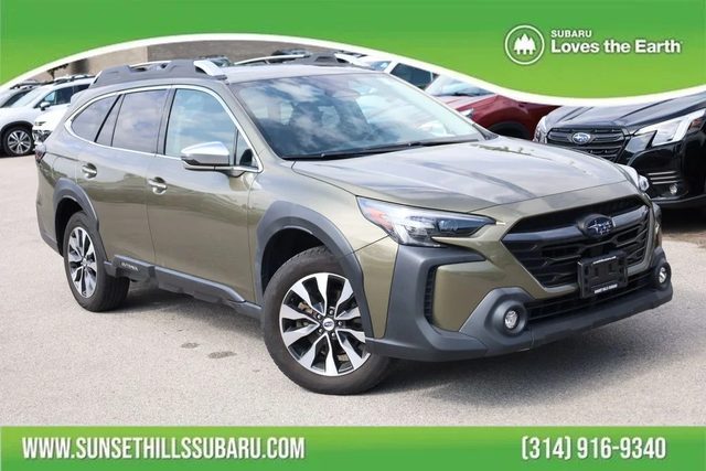 2023 Subaru Outback Touring AWD photo