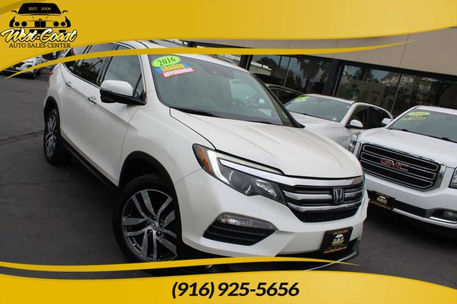 2016 Honda Pilot Touring FWD photo