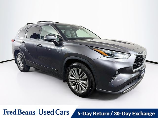 2021 Toyota Highlander Platinum AWD photo