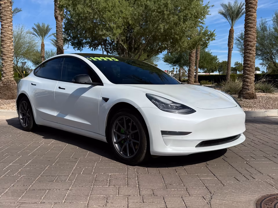 2020 Tesla Model 3 Standard Range Plus RWD photo