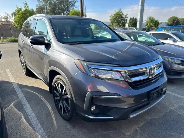 2022 Honda Pilot Touring 8-Passenger FWD photo