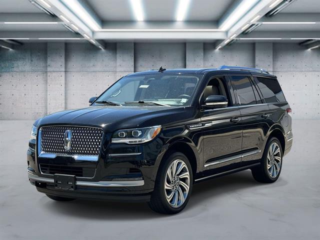 2022 Lincoln Navigator Reserve 4WD photo