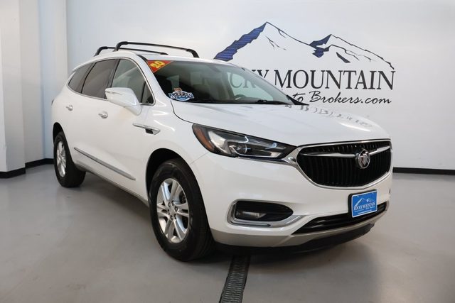 2020 Buick Enclave Essence AWD photo