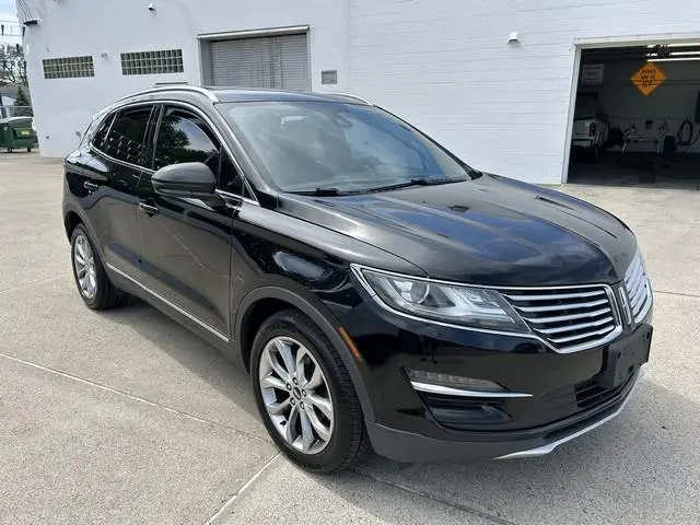 2017 Lincoln MKC Select AWD photo