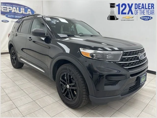 2022 Ford Explorer XLT 4WD photo