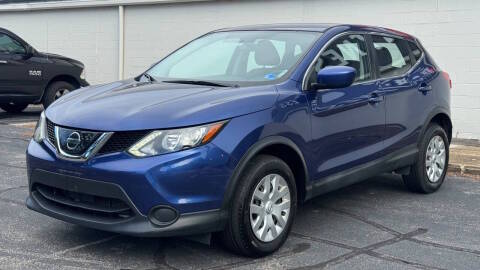 2018 Nissan Rogue Sport S AWD photo