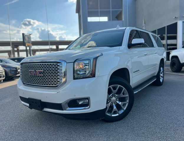 2015 GMC Yukon XL SLT RWD photo