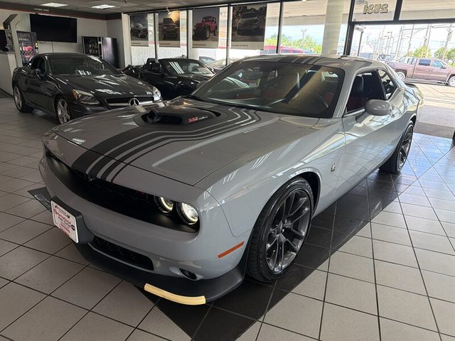 2022 Dodge Challenger R/T Scat Pack RWD photo