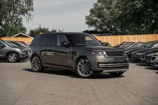 2023 Land Rover Range Rover SE AWD photo